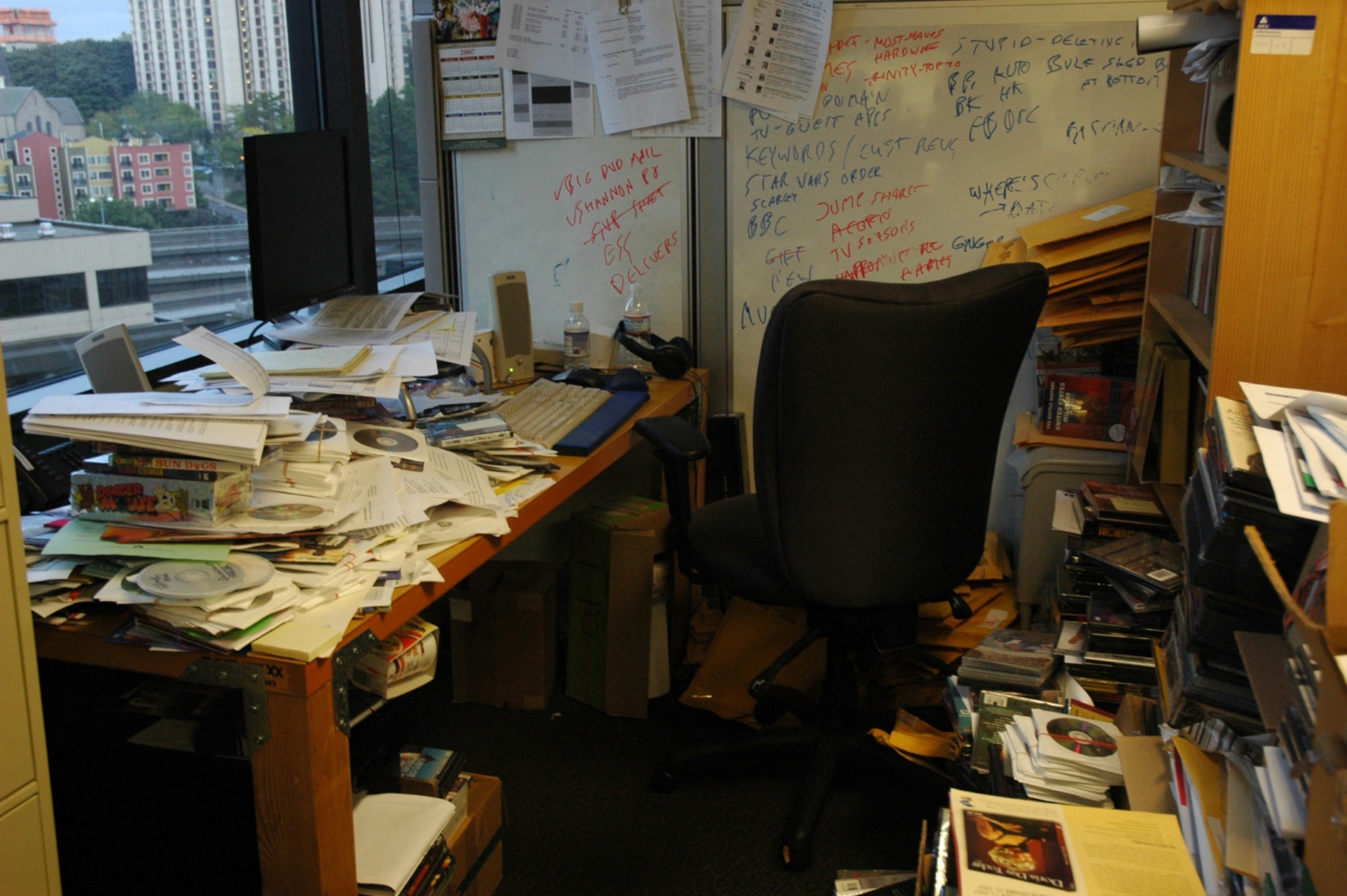 moderate hoarding
